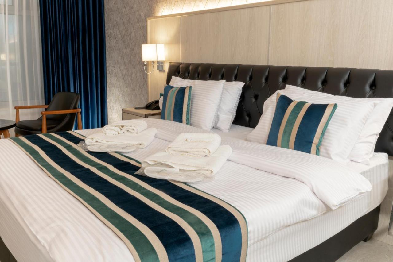 Nishan Hotel 2*