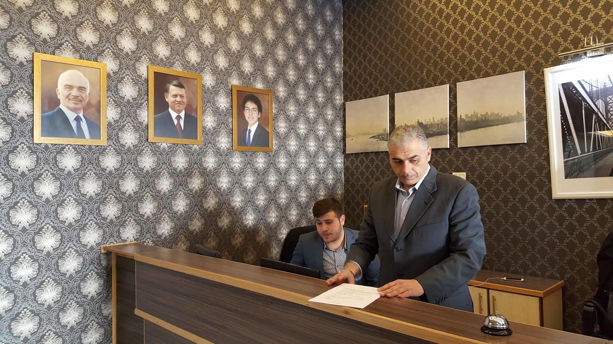 Nishan Hotel
